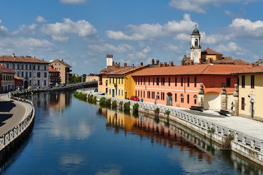 Italy, Lombardy, Naviglio Grande, canal, Gaggiano.